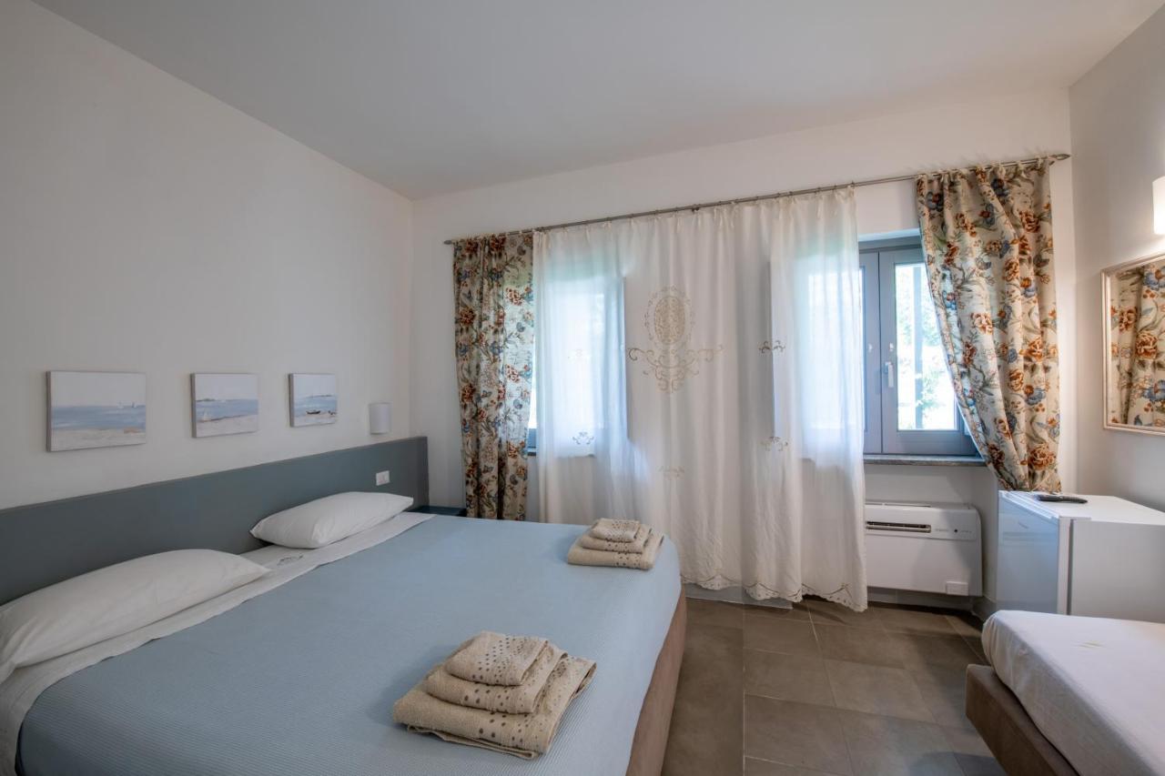 B&B Casa Franco Paestum Bagian luar foto