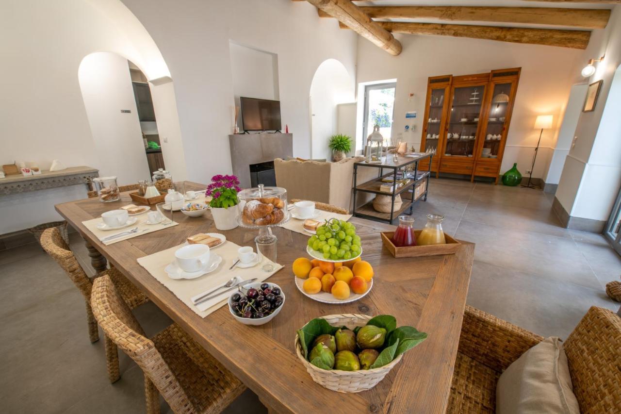 B&B Casa Franco Paestum Bagian luar foto